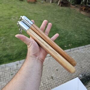 Nunchaku de Madeira Profissional com Corrente