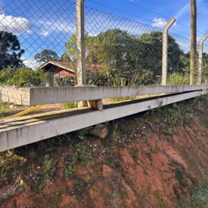 08 poste NOVOS de 75 Dan