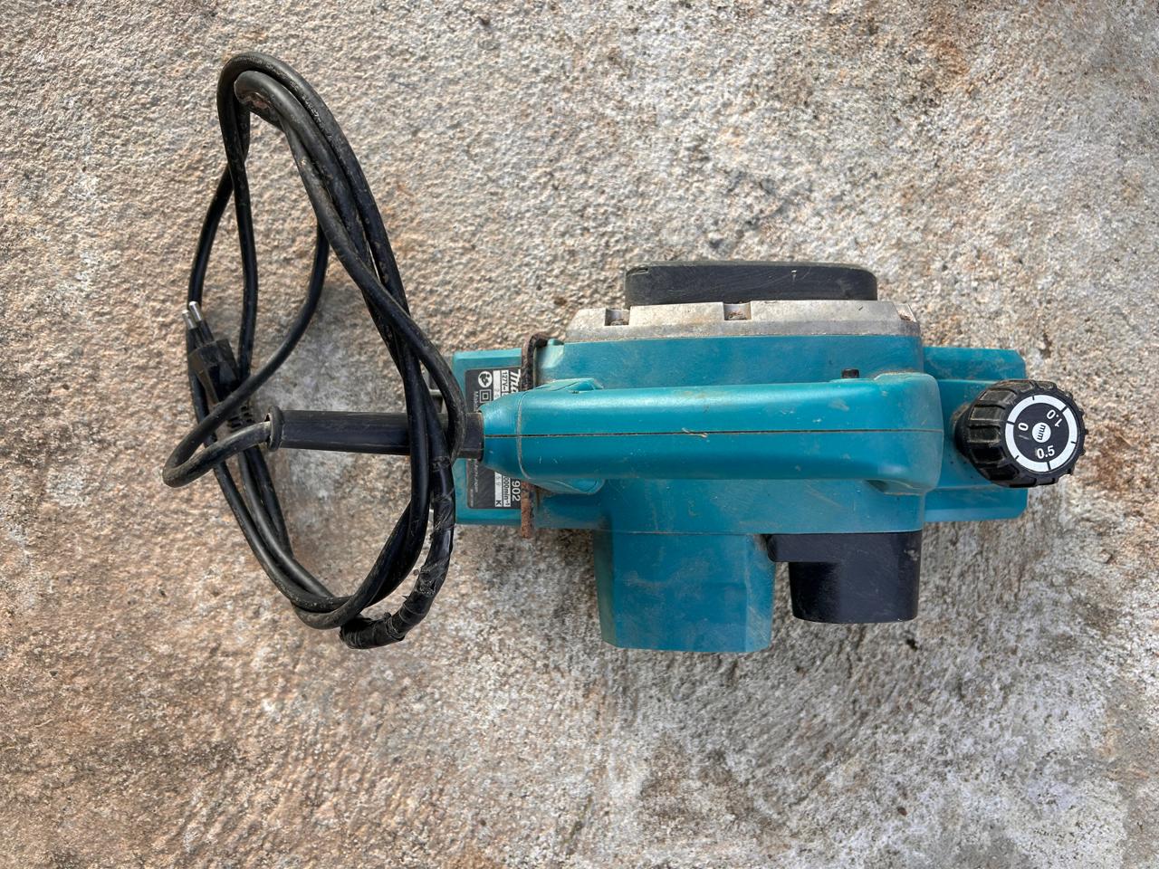 Plaina Elétrica 500 Watts Corte Até 1,0mm M1902b Makita - Imagem 3