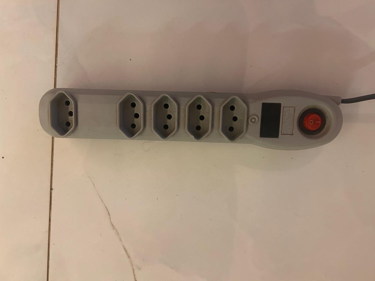 Filtro De Linha Extensão Elétrica Com Chave Disjuntora - Imagem 3